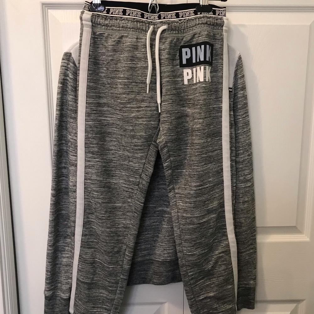 2pc VS Pink Quarter Zip and Gym Pant - Picture 4 of 4